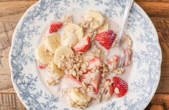 The Greatest Crockpot Oatmeal ̵...