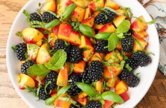 Peach Fruit Salad – Barefeet ...