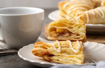 Apple Turnovers (Straightforward Re...