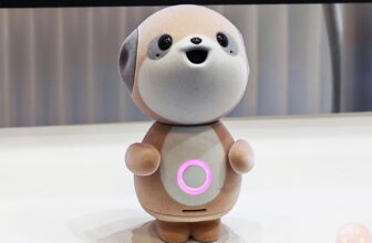 Sharp Poketomo: A Pocket-Sized AI P...
