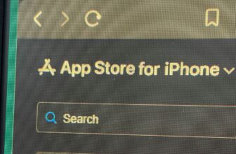Apple Launches New Internet App Ret...