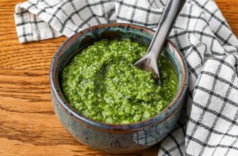Do-it-yourself Parsley Pesto –...