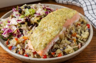 Pesto Salmon – Barefeet withi...