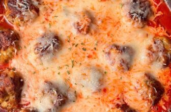 CHICKEN PARMESAN MEATBALL SKILLET &...