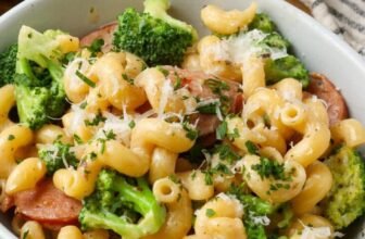 Kielbasa Pasta – Barefeet wit...
