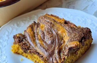 Peanut Butter Pumpkin Swirl Bars